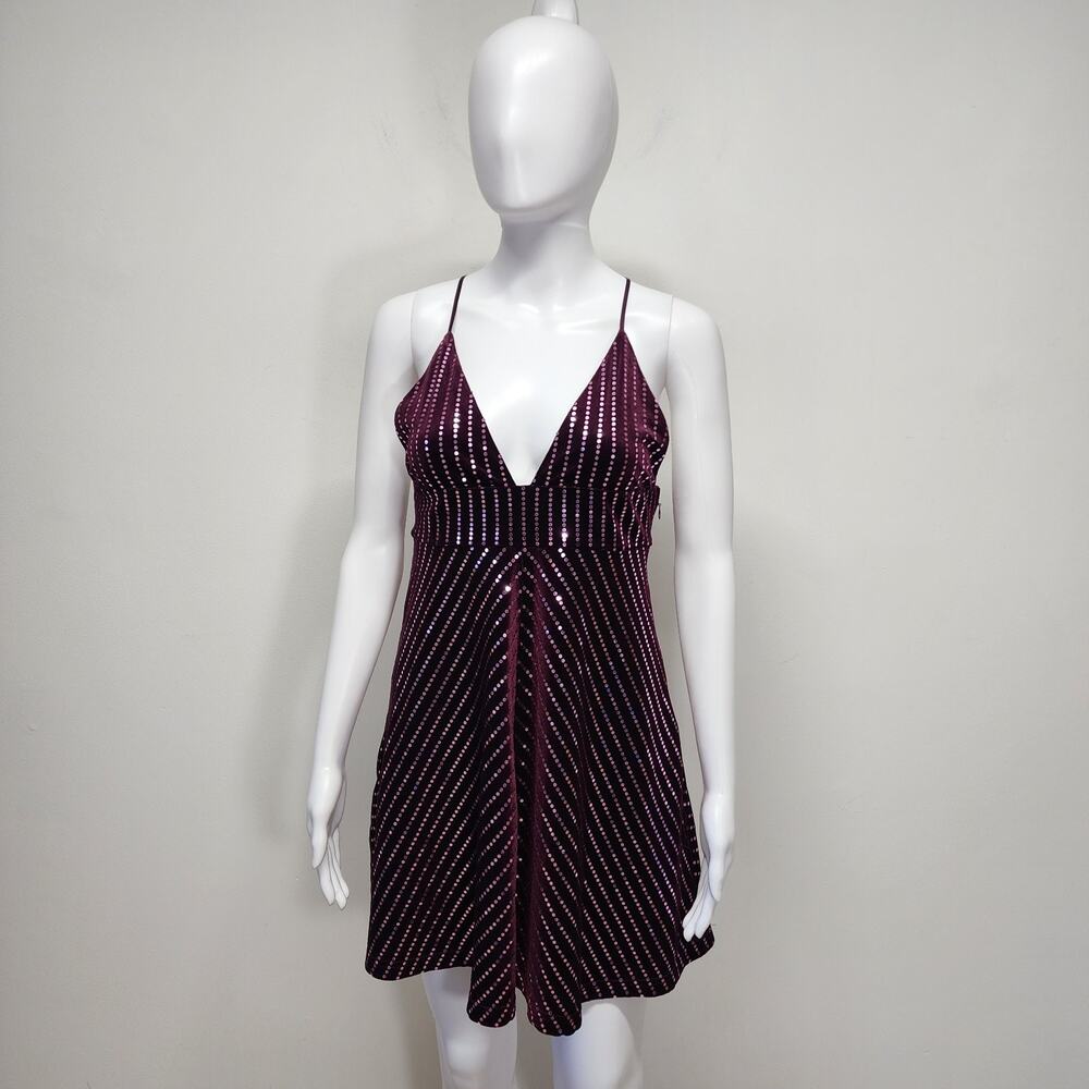 Forever 21 Velvet Sequin Shimmer Plunging Sleeveless Mini Dress Size M Eggplant